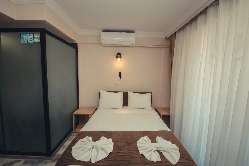 İş Çimen Hotel resim
