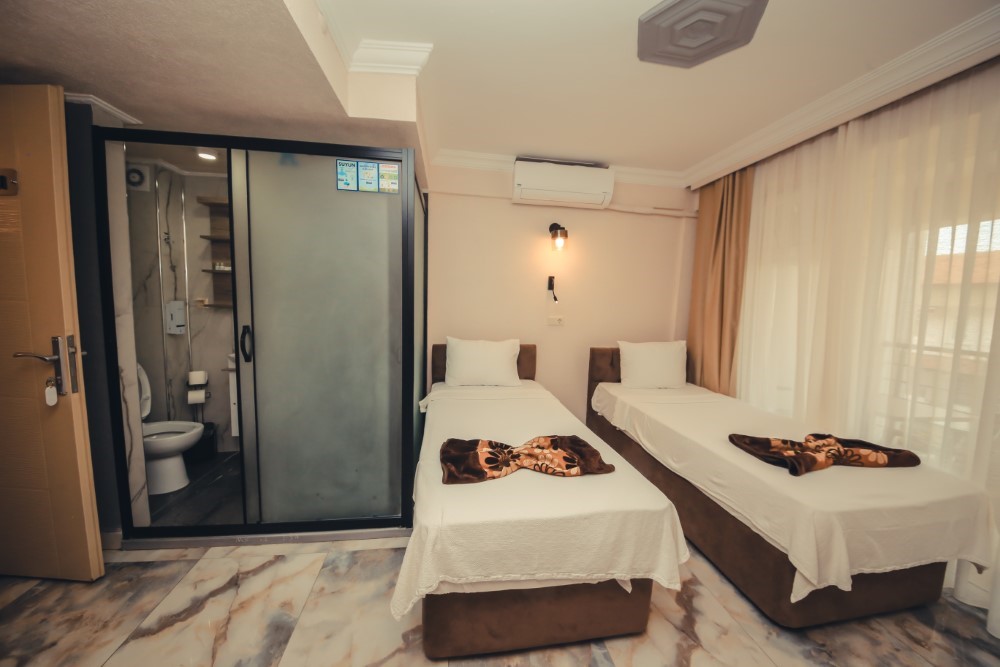 İş Çimen Hotel resim